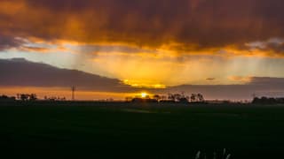 zonsopkomst en regen
