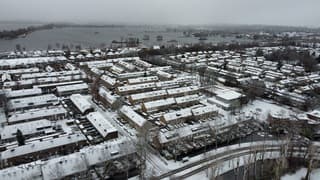 Witte wereld vanuit de lucht in Gouda 