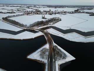 Grachten Sneeuw Heusden