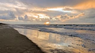 Heerlijk genieten over het mooie strand.
