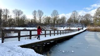 In de middag blauwe lucht 