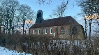Kerkje van Fransum in de sneeuw ❄️