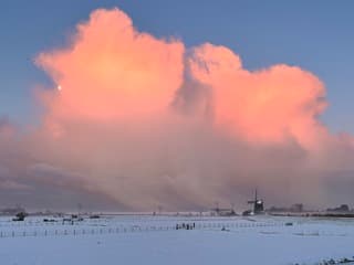 Sneeuwwolk vanuit Neck