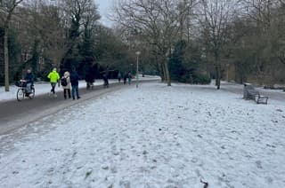 Overal waar je loopt is het ijs.