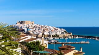 Veel zon mooie blauwe lucht