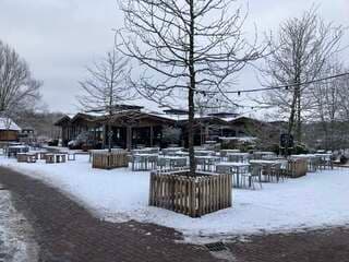 Sneeuw winter wonder land in GaiaZOO in Gemeente Kerkrade prachtig