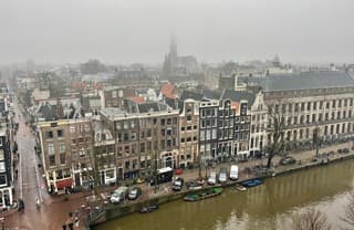 Heel lage bewolking oftewel mist waardoor de ouwe Wester amper te zien is