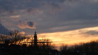 Mooie lucht bij zonsondergang