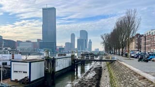 Een waterig zonnetje eind van de ochtend 