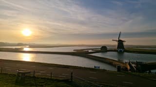 Zonsondergang bij de molen van het Noorden 