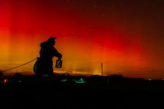 Timelaps van het noorderlicht in de Ballumerbocht op Ameland