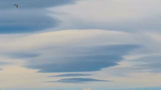 Gestapelde lenswolken