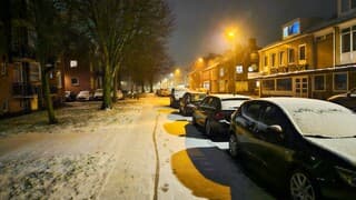 Eindelijk ook wat sneeuw hier aan zee 