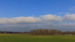Laaghangende wolken (stratus) 