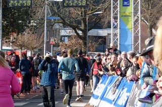 Mooi weer bij de Groet uit Schoorl Run 