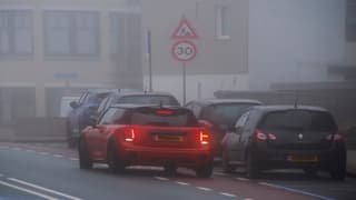 MIST EN GEMIEZER AAN ZEE