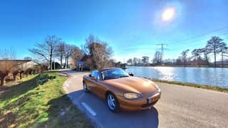Heerlijk weer, wat een feestje buiten, ook met de cabrio.