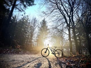Mountainbike rondje in het ochtendzonnetje 