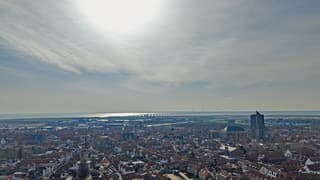 Zon en sluierbewolking