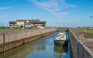 Zonnige ochtend, in de middag bewolkt