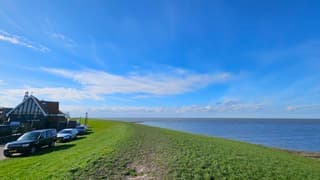 Stralend weer, licht bewolkt