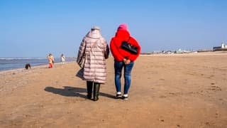 MOOIE ZONNIGE DAG AAN ZEE