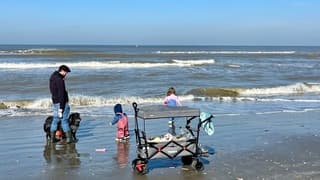 Lekker spelen aan de vloedlijn 