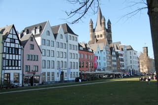 Zonnige dag in Keulen