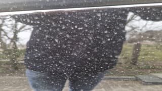 Saharastof op de auto!