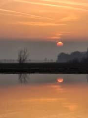 Ondergaande zon vanaf de Vughtse Gement, Den Bosch