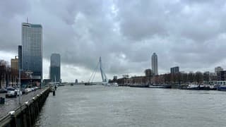 Na de middag wordt het lichter aan de horizon 