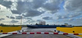 Wat wolken bij de veerpont Doornenburg Pannerden 