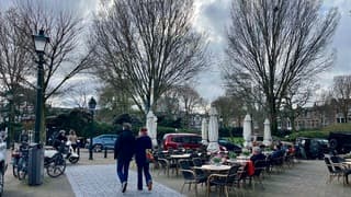 Het is nog wel jassenweer, maar terrasjes kunnen nog wel 