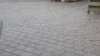 Fikse hagelbui met onweer