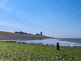 Blauwe lucht,sl bewolking ,zon..en