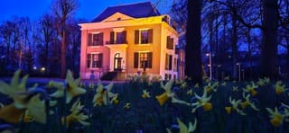 Langzaam wordt het licht in een miezerige Beverwijk 