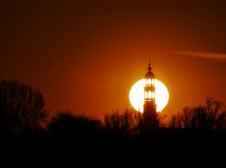 Zonsondergang doelhofkerk