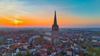 Zonsopkomst boven Doesburg.