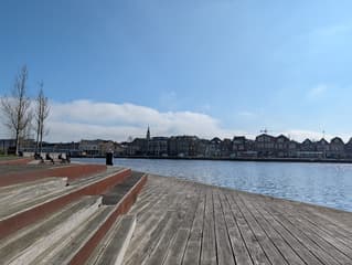 Zon, maar naderende lage bewolking