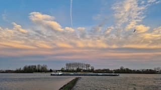 Bewolking tijdens zonsondergang 
