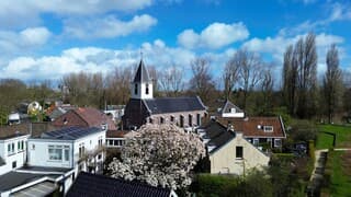 Petruskerk in Oudsloterdijk in de bloei