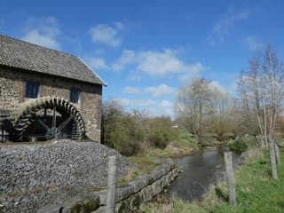 zonnig/ wolkenluchten