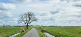 Mooie bewolking boven de Groninger landerijen 