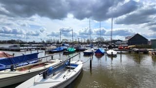 Mooie Wolkenluchten en zon 