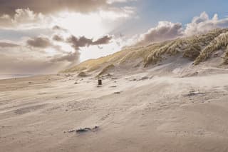 zonsopkomst onstuimig ameland 30-03-2026