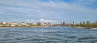 Zonnig met bewolking 