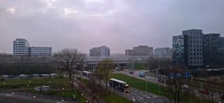 Zon komt niet echt door in Amsterdam 