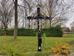 Goede Vrijdag,  op weg naar het Paasweekend. Bewolkt.