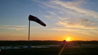 Wind en zonsopkomst op Texel 