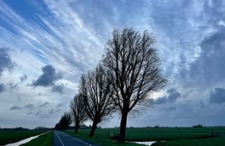 Het waait daarboven ook zo te zien. 